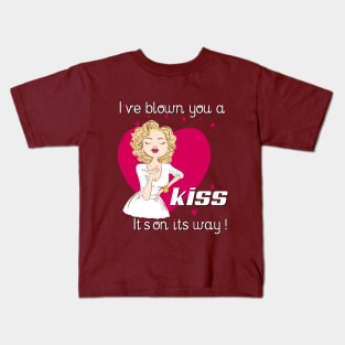 Girl send you a kiss Kids T-Shirt